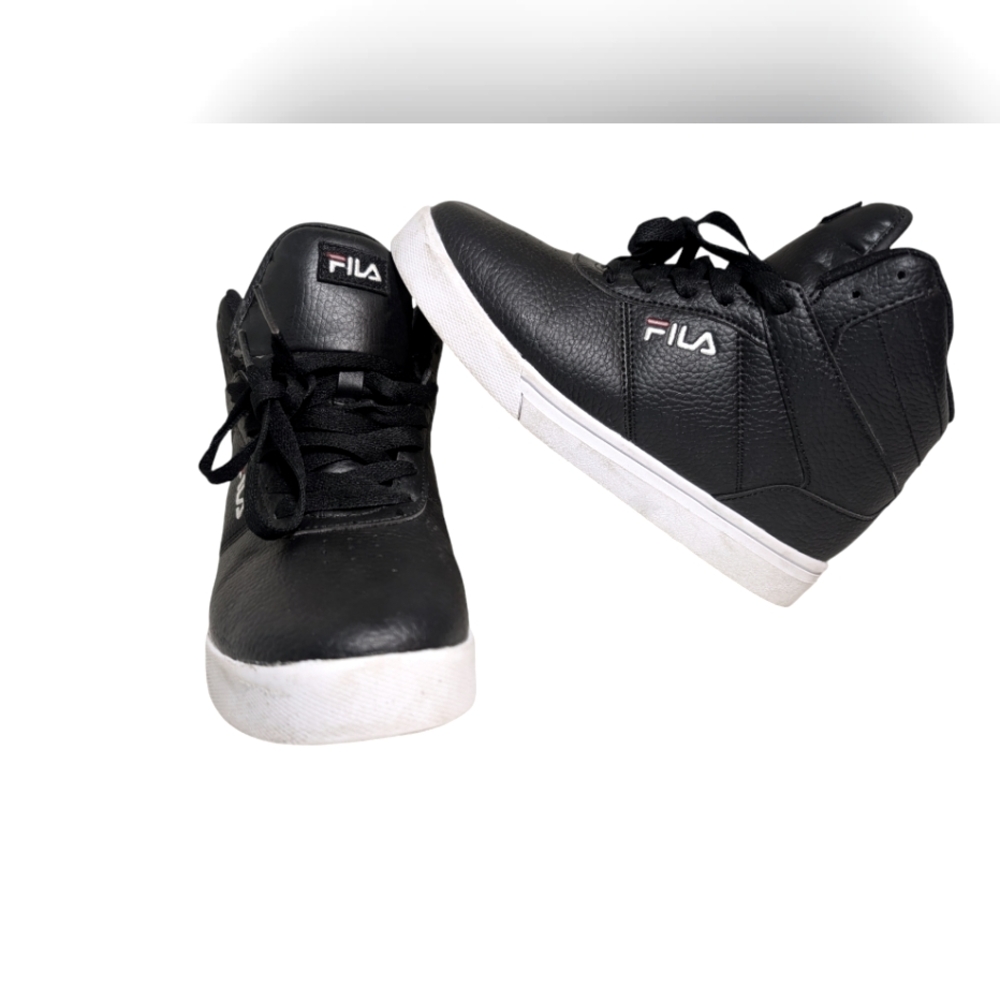 2/$30....Size 3.5 Fila Sneakers